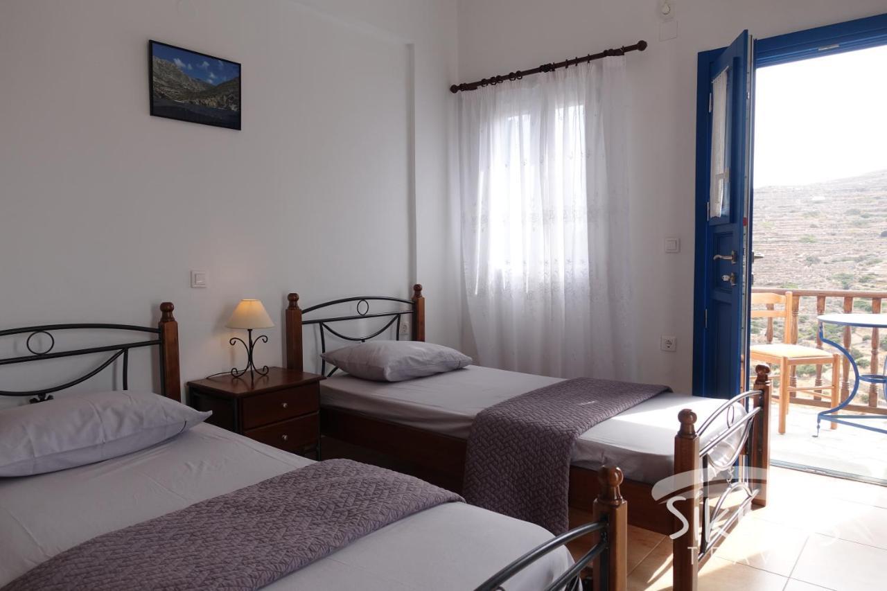 Comfy Room With Adorable View Síkinos Esterno foto